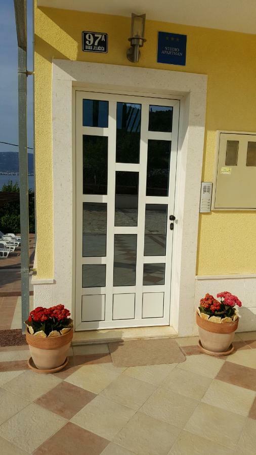 Apartments Romana Slatine Esterno foto